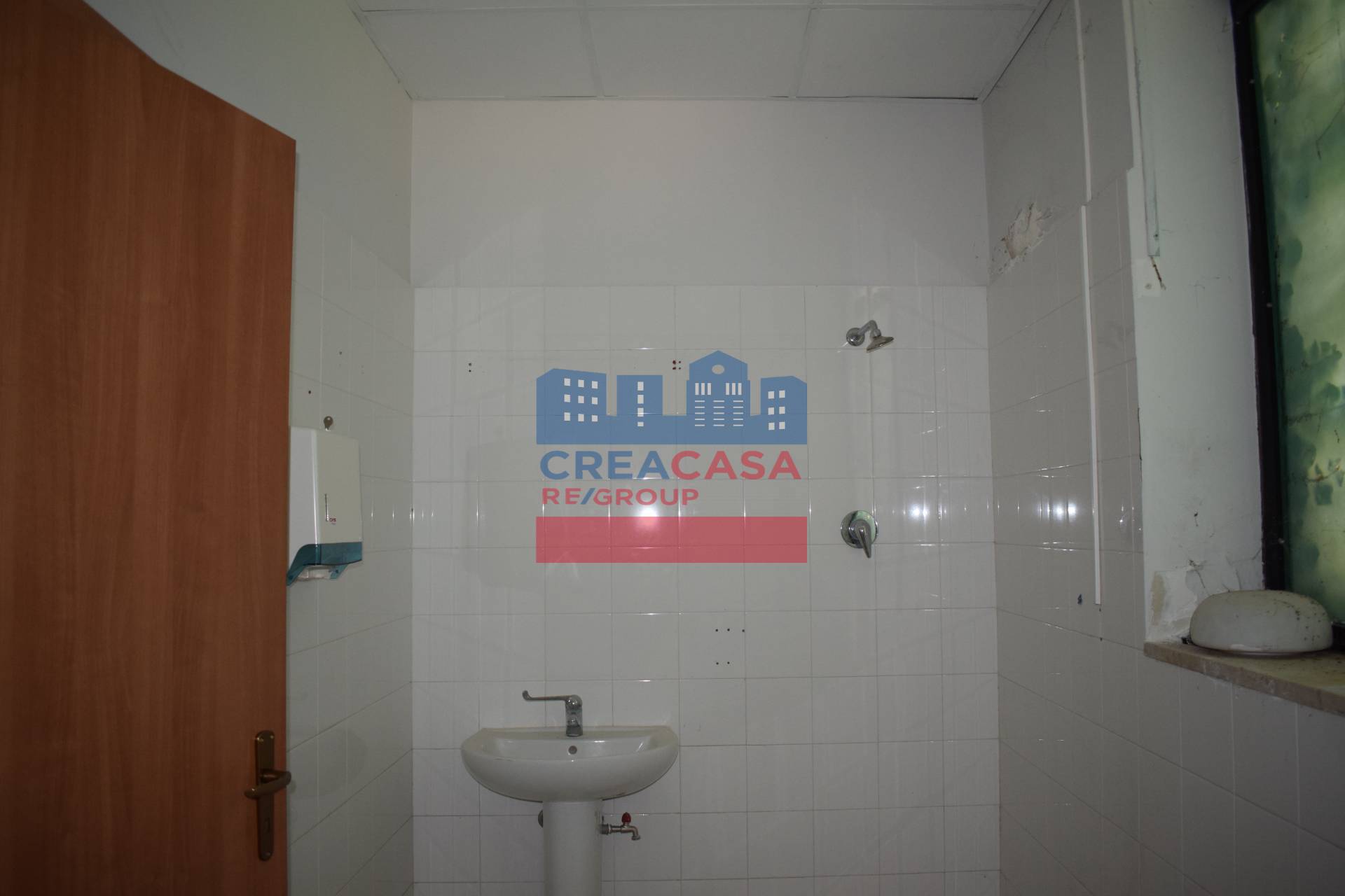 Locale commerciale in vendita a Calatabiano