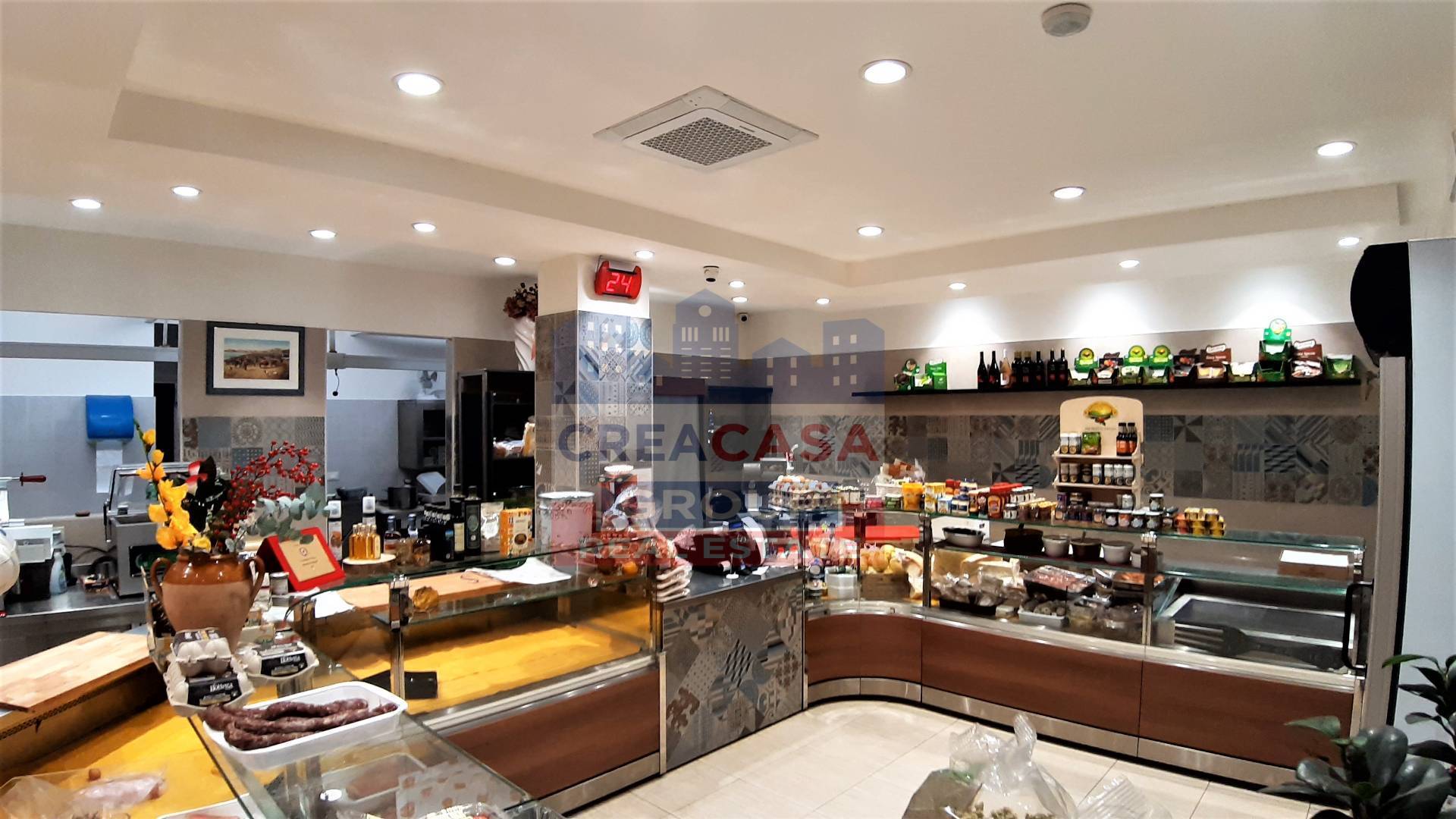 Attivit commerciale in vendita a Giardini-Naxos, Giardini