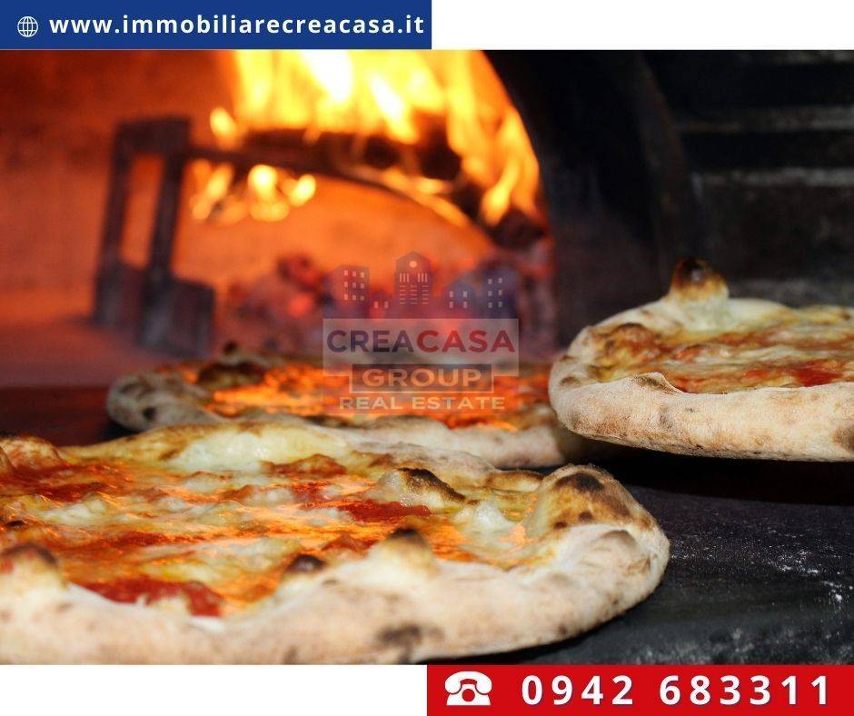 Pizzeria in vendita a Giardini-Naxos, centro
