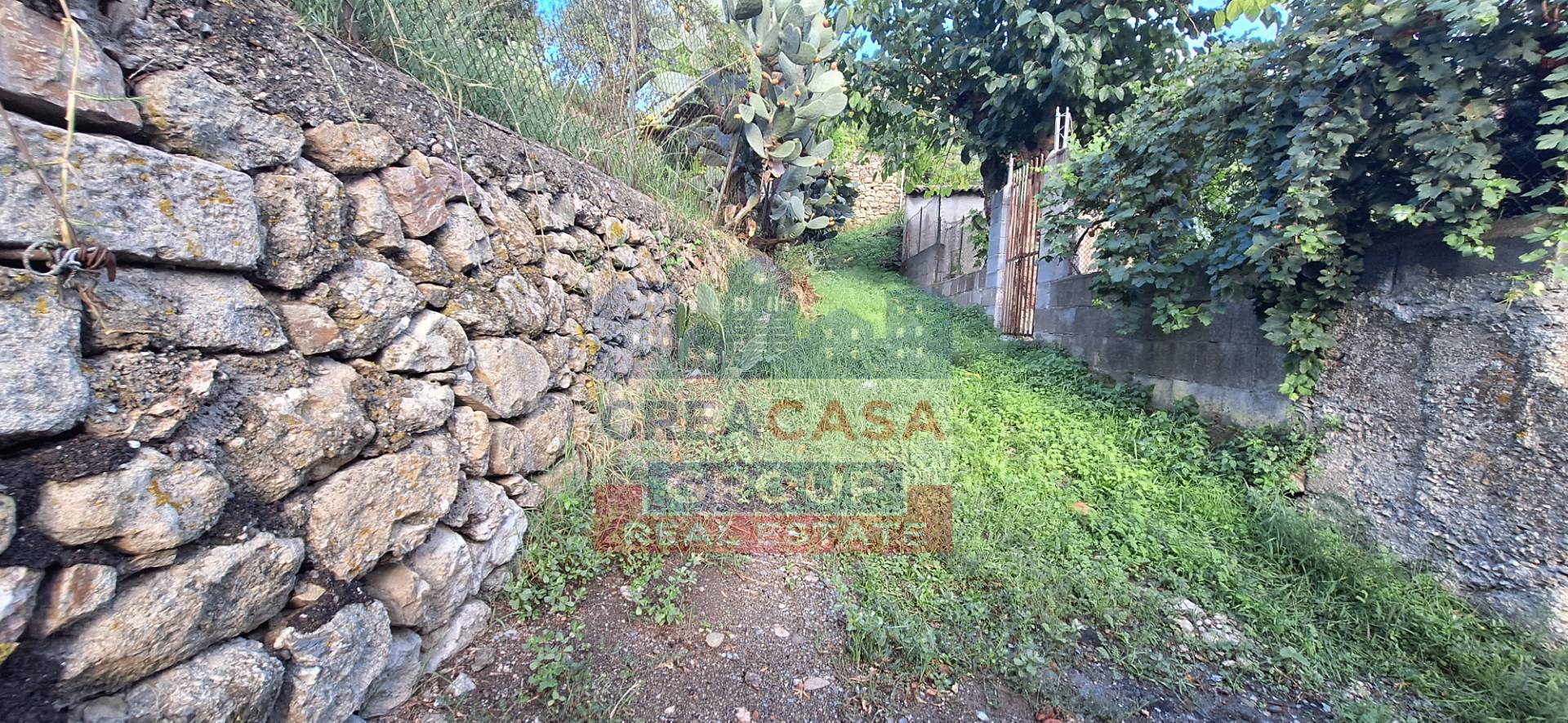 Terreno edificabile in vendita a Graniti