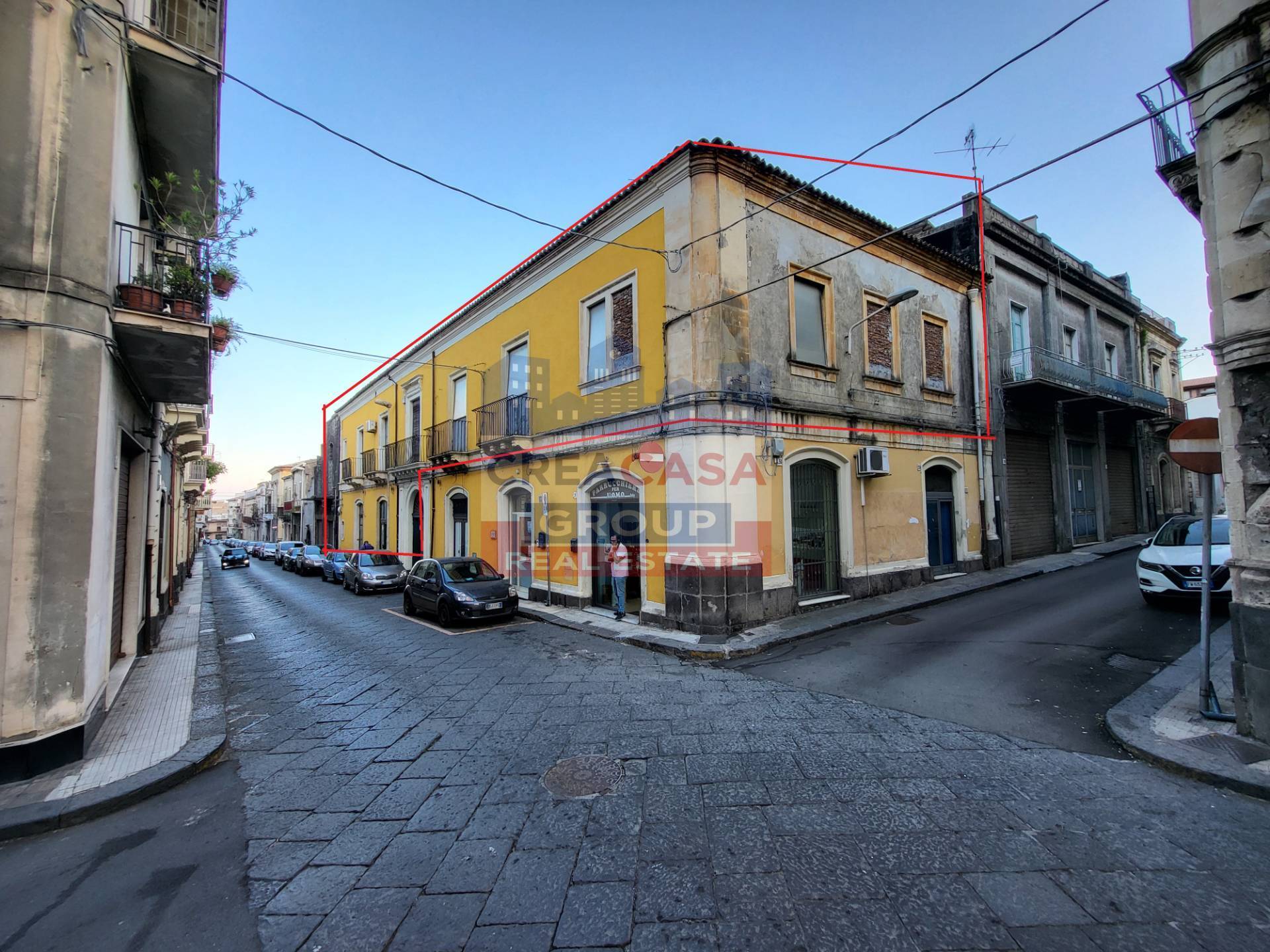 Stabile/Palazzo in vendita a Giarre