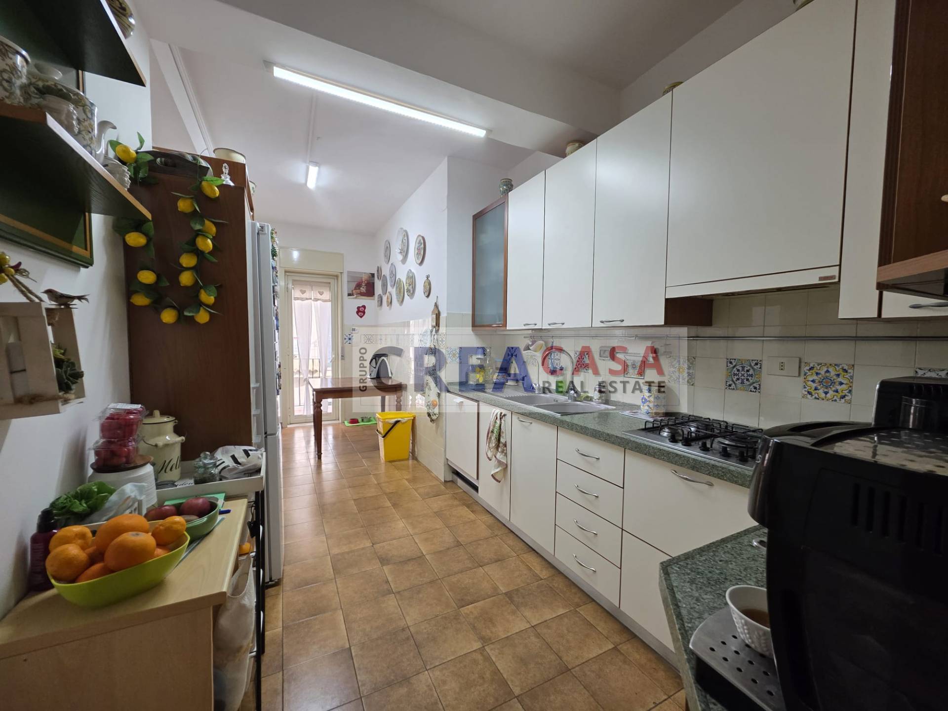 Appartamento in vendita a Letojanni, centro