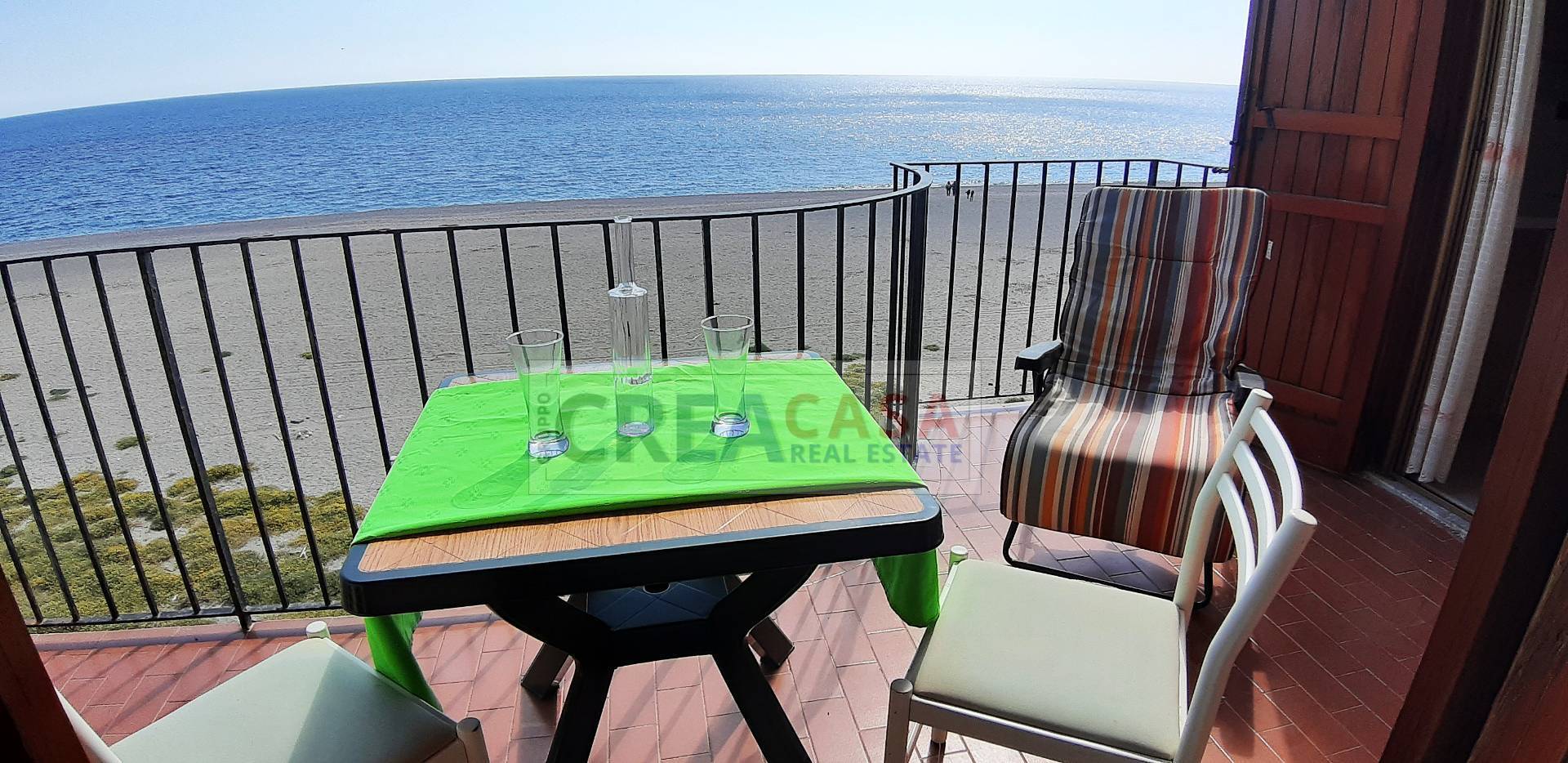 APPARTAMENTO FRONTE MARE in vendita a Giardini-Naxos, Giardini