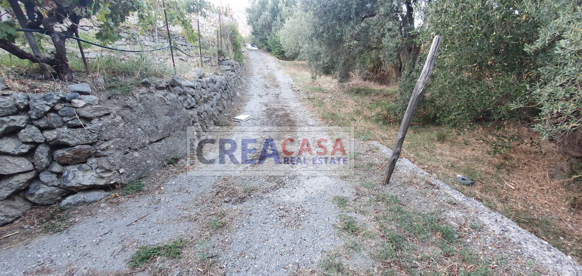 Villetta con terreno in vendita a Graniti