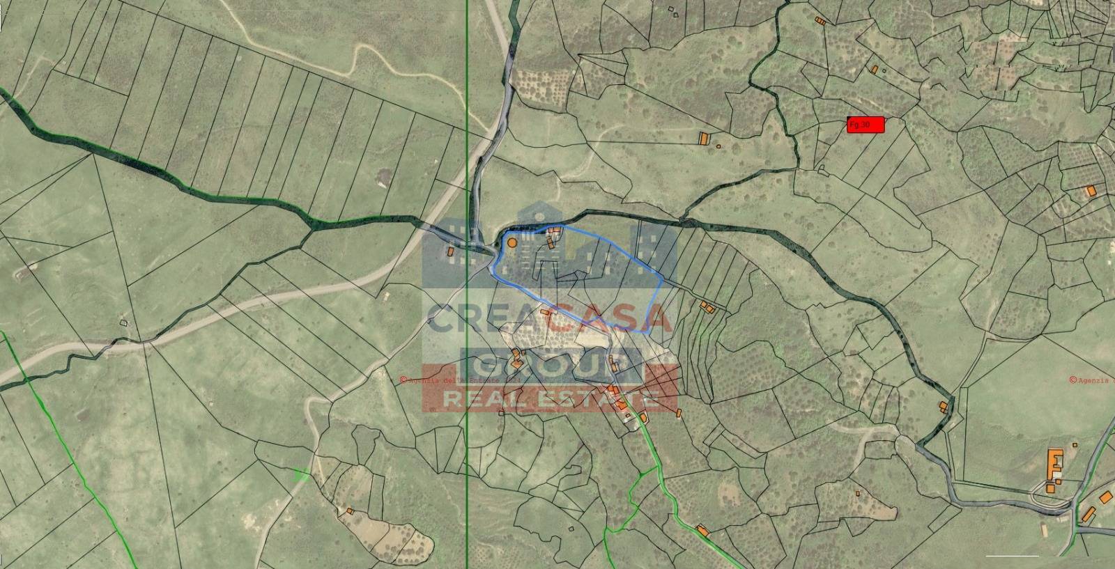 Rustico con Terreno in vendita a Roccella Valdemone