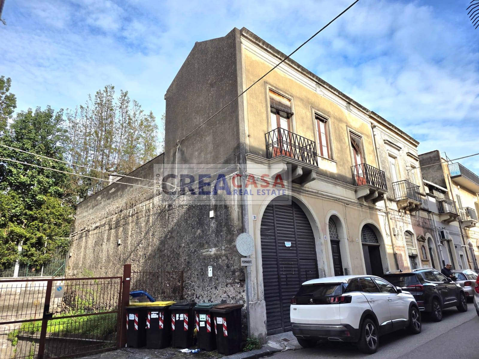 Stabile/Palazzo in vendita a Giarre