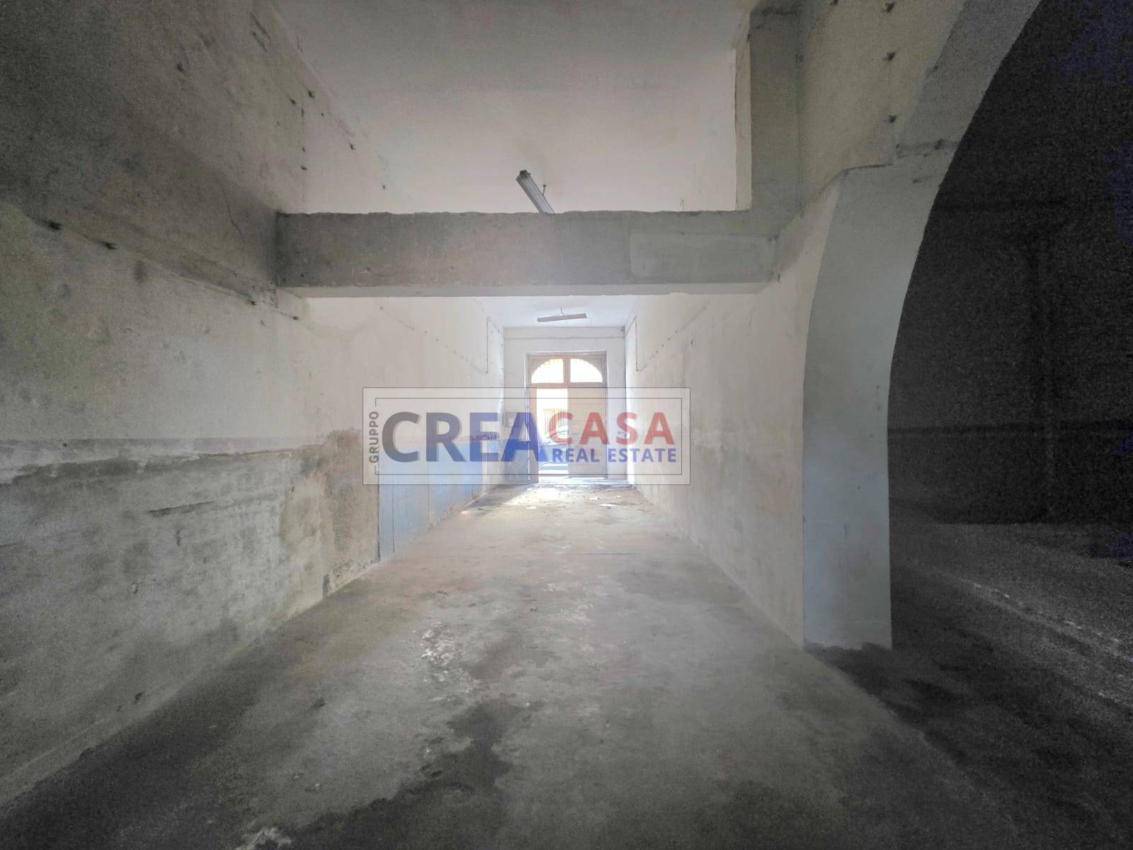 Stabile/Palazzo in vendita a Giarre