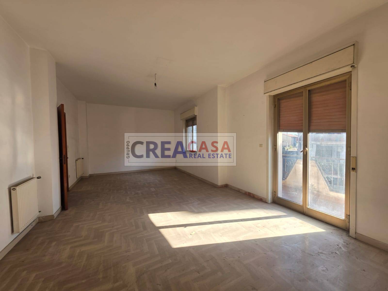 Appartamento con Box in vendita a Calatabiano