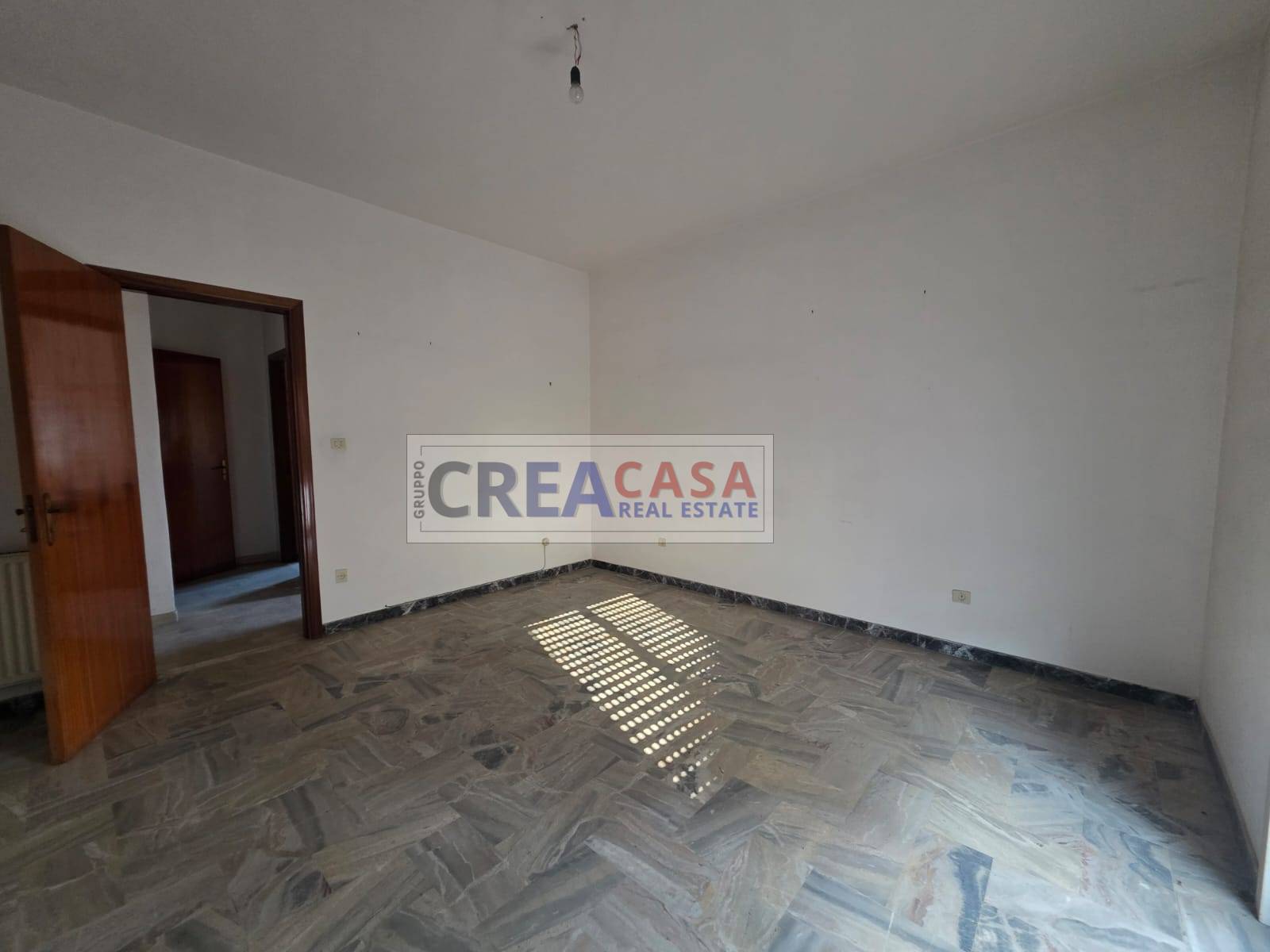 Appartamento con Box in vendita a Calatabiano