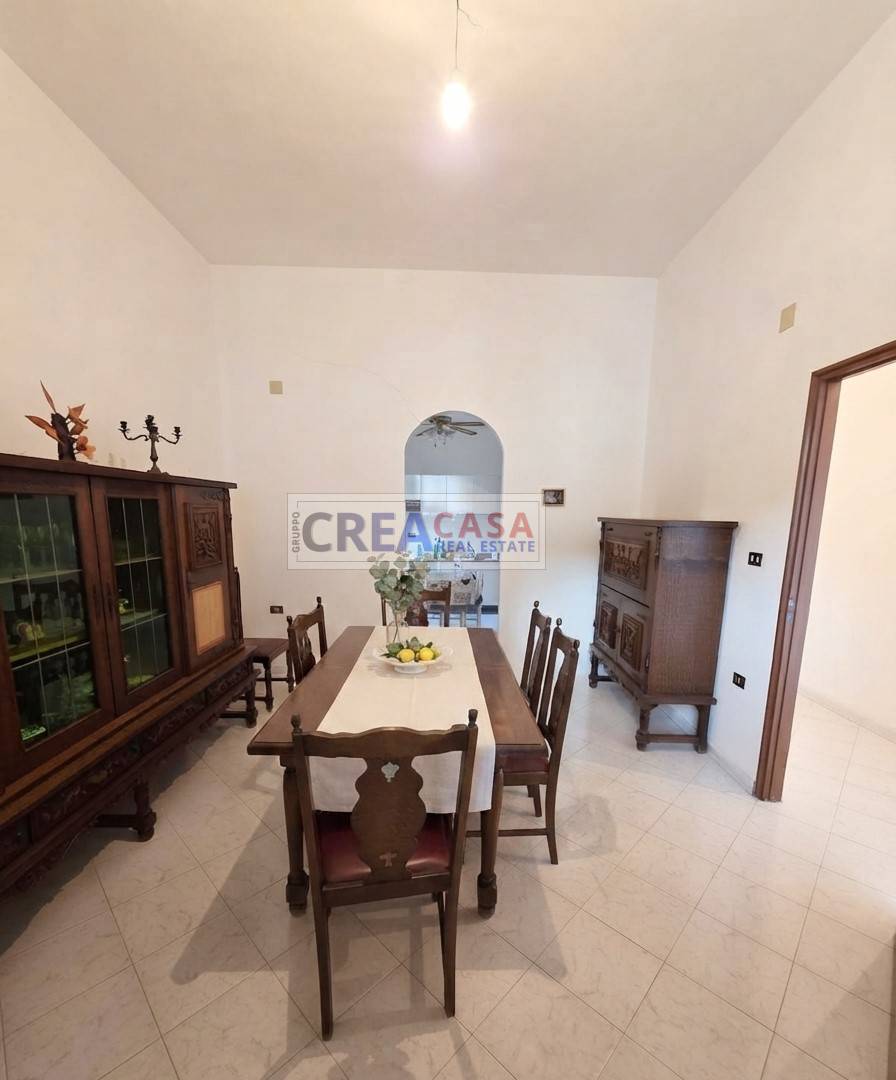 Fabbricato indipendente in vendita a Riesi