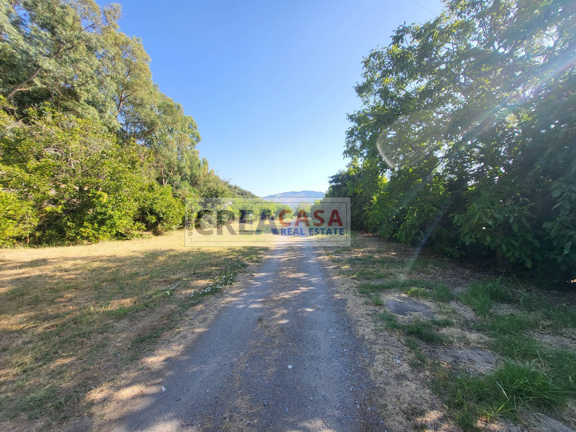 Villetta con terreno in vendita a Francavilla di Sicilia