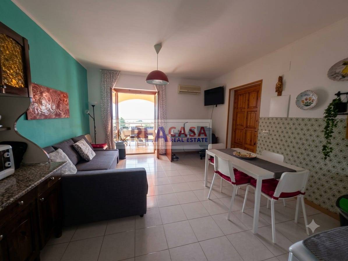 Appartamento in vendita a Letojanni, Sillemi alta