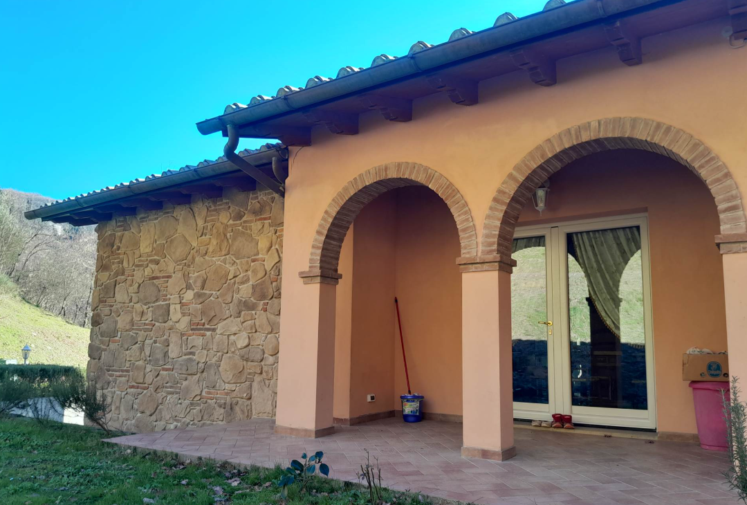 Villa con giardino a Londa