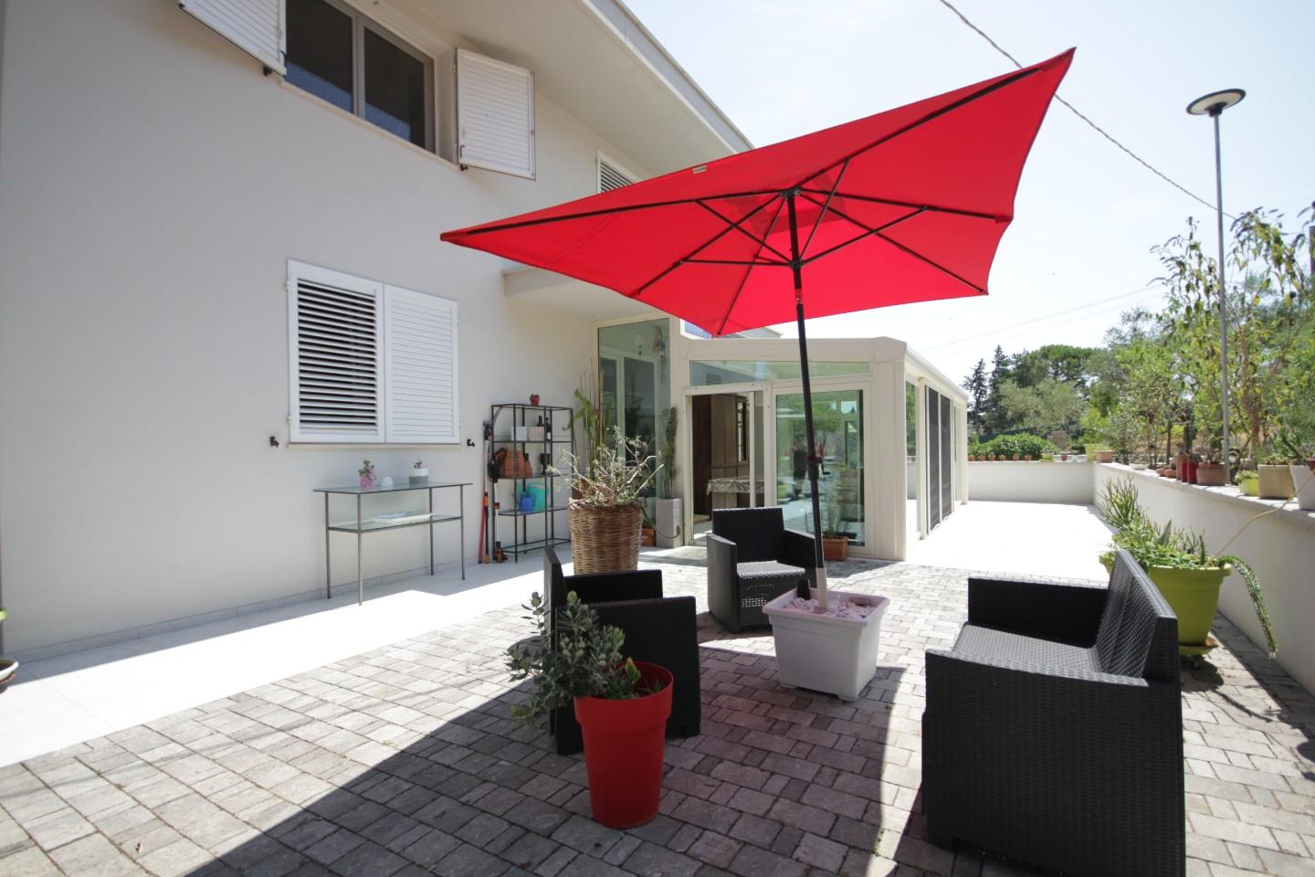 Villa con giardino a Empoli