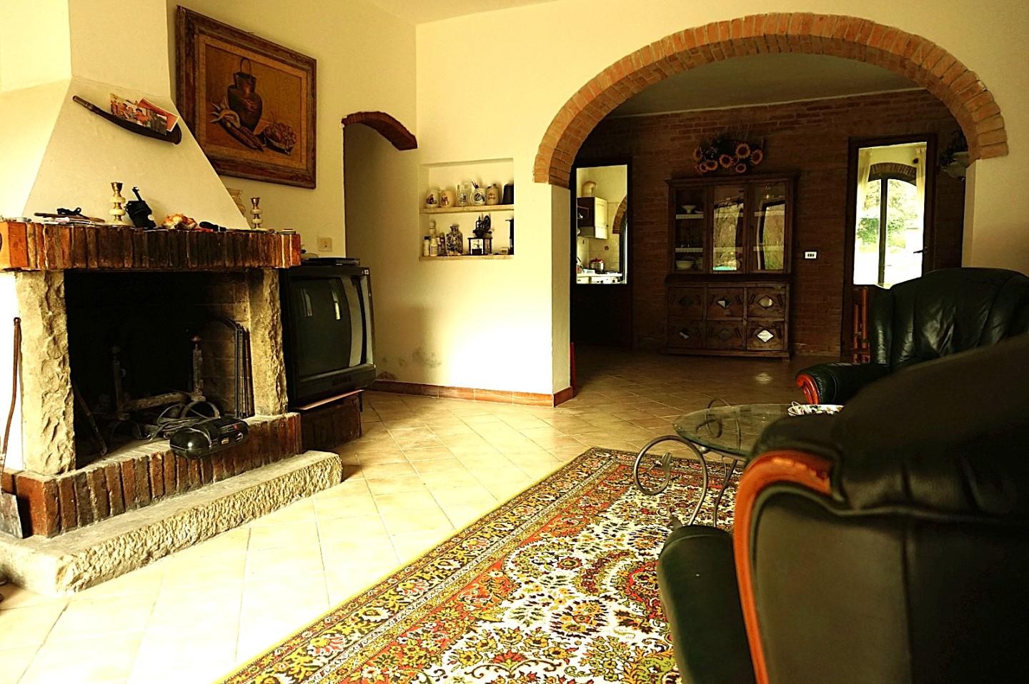 Rustico con giardino a San Miniato