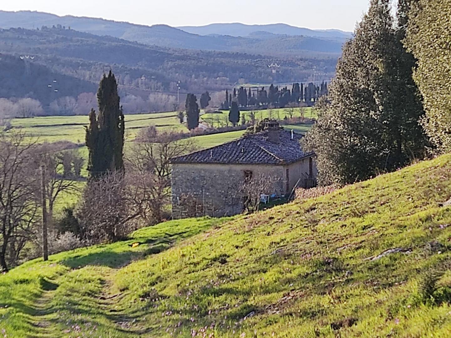 Rustico con giardino a Casole d'Elsa