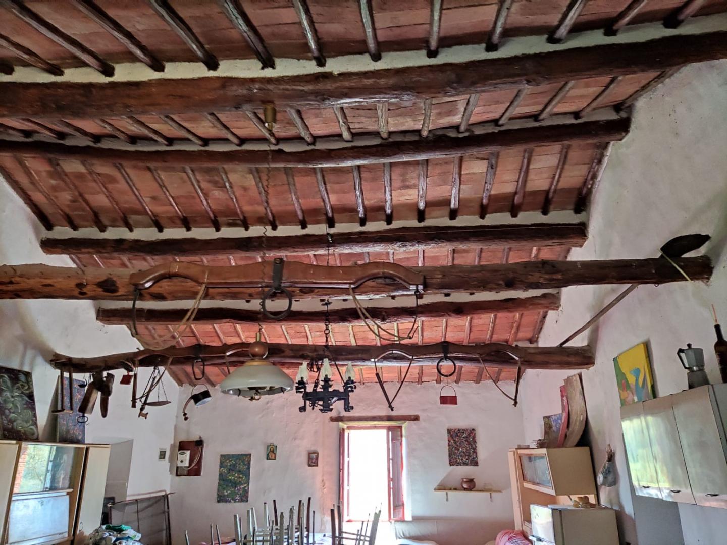 Rustico con giardino a Casole d'Elsa