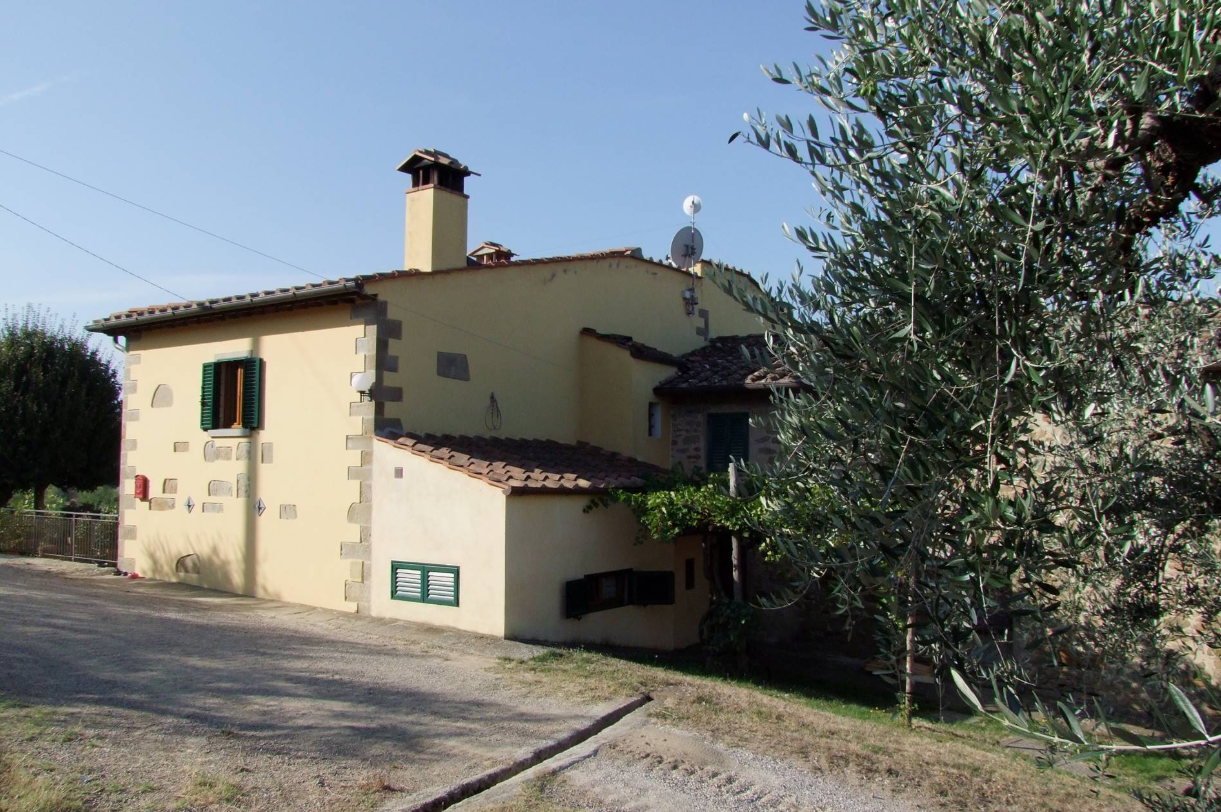 Rustico con giardino, Rufina falgano