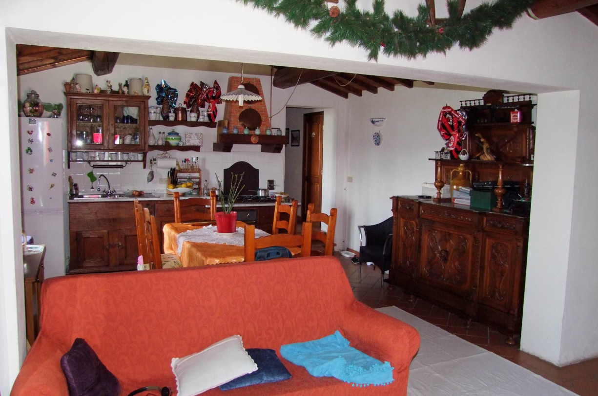 Rustico con giardino, Dicomano frascole