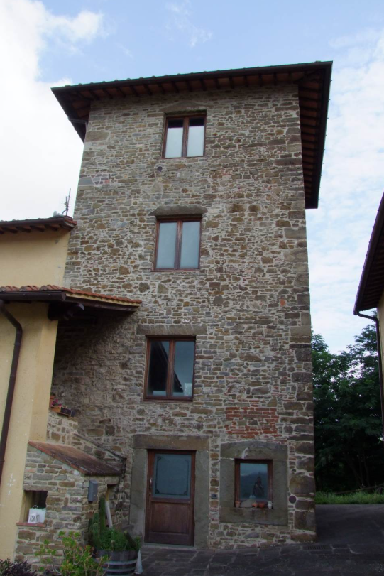 Casa indipendente con giardino a Pontassieve