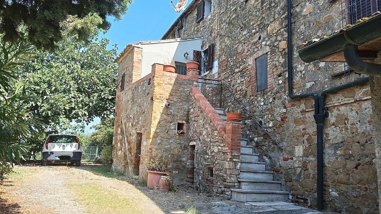 Casa indipendente con giardino a Casole d'Elsa