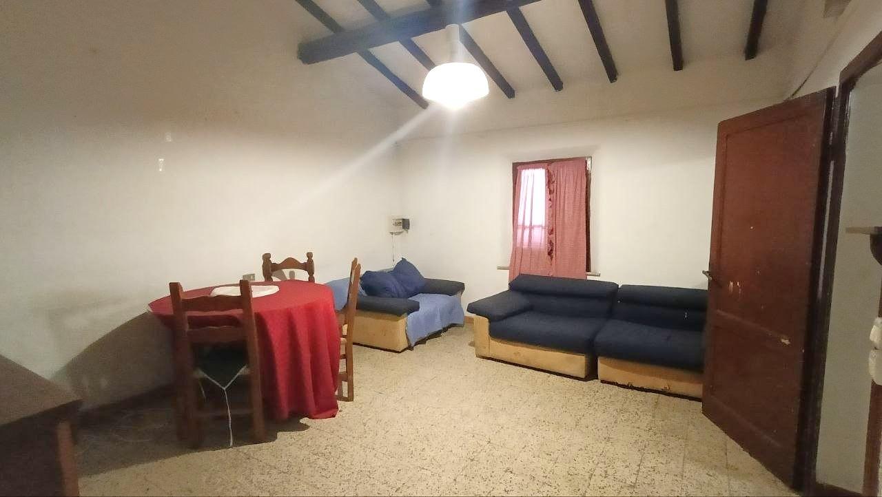 Rustico con giardino a Gambassi Terme