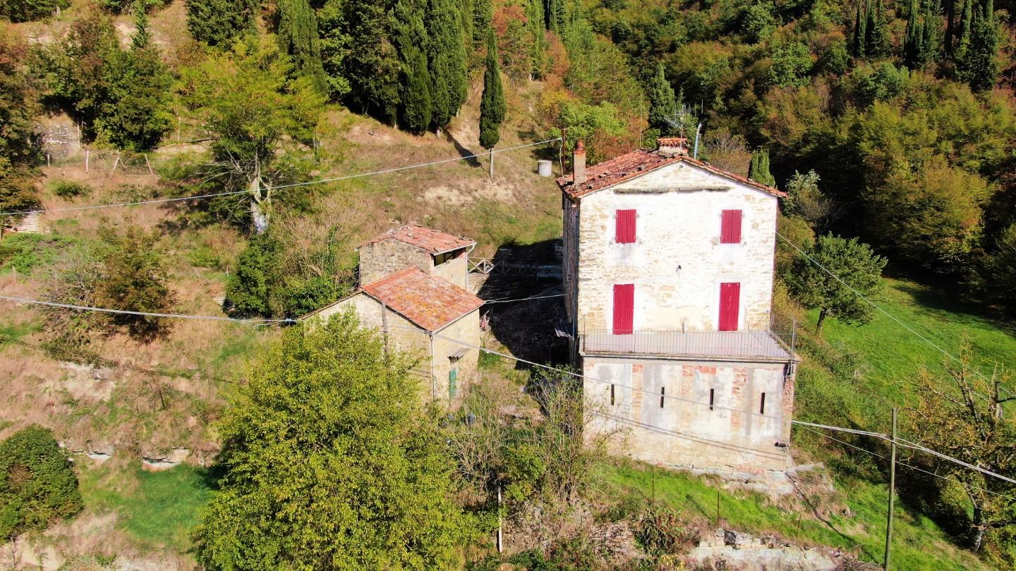 Casa indipendente con giardino a Marradi