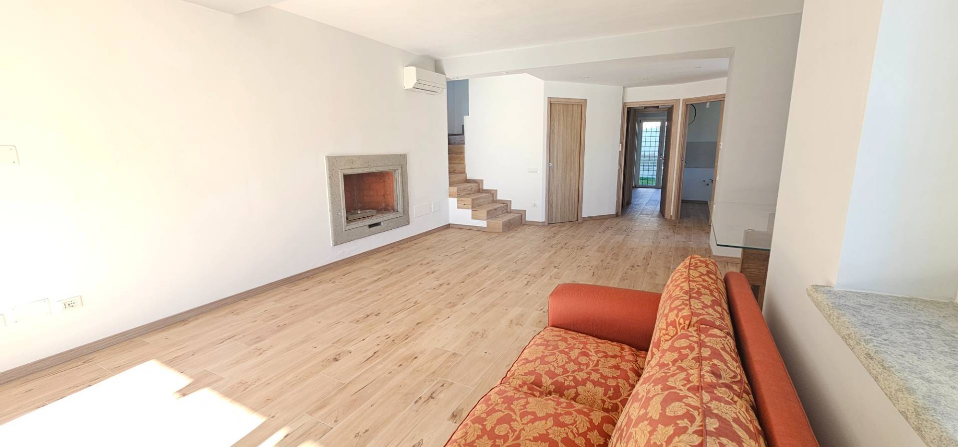 Villa in vendita a Formello, SEMICENTRALE