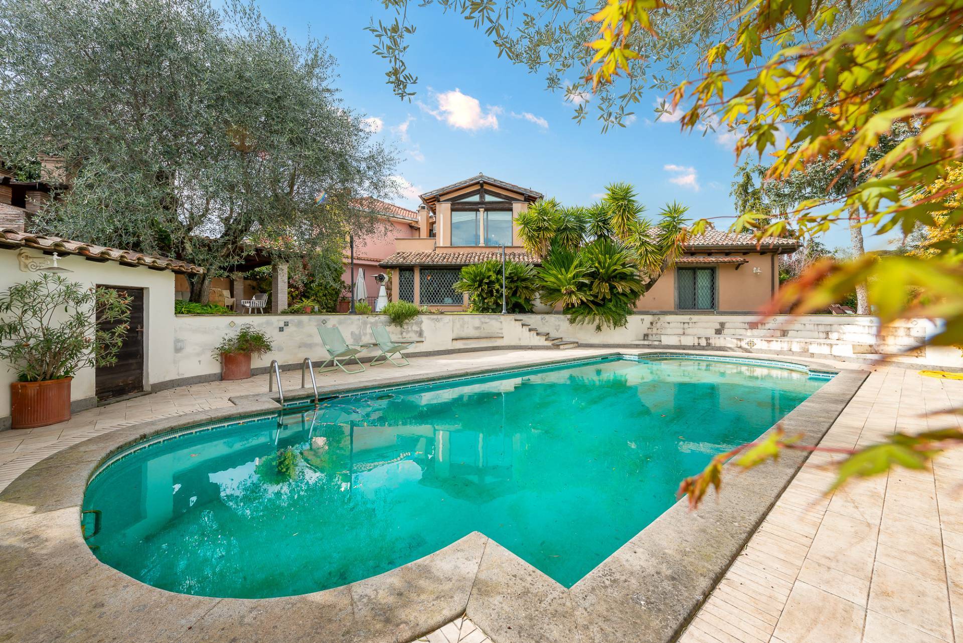 Villa trifamiliare in vendita a Formello, Le Rughe