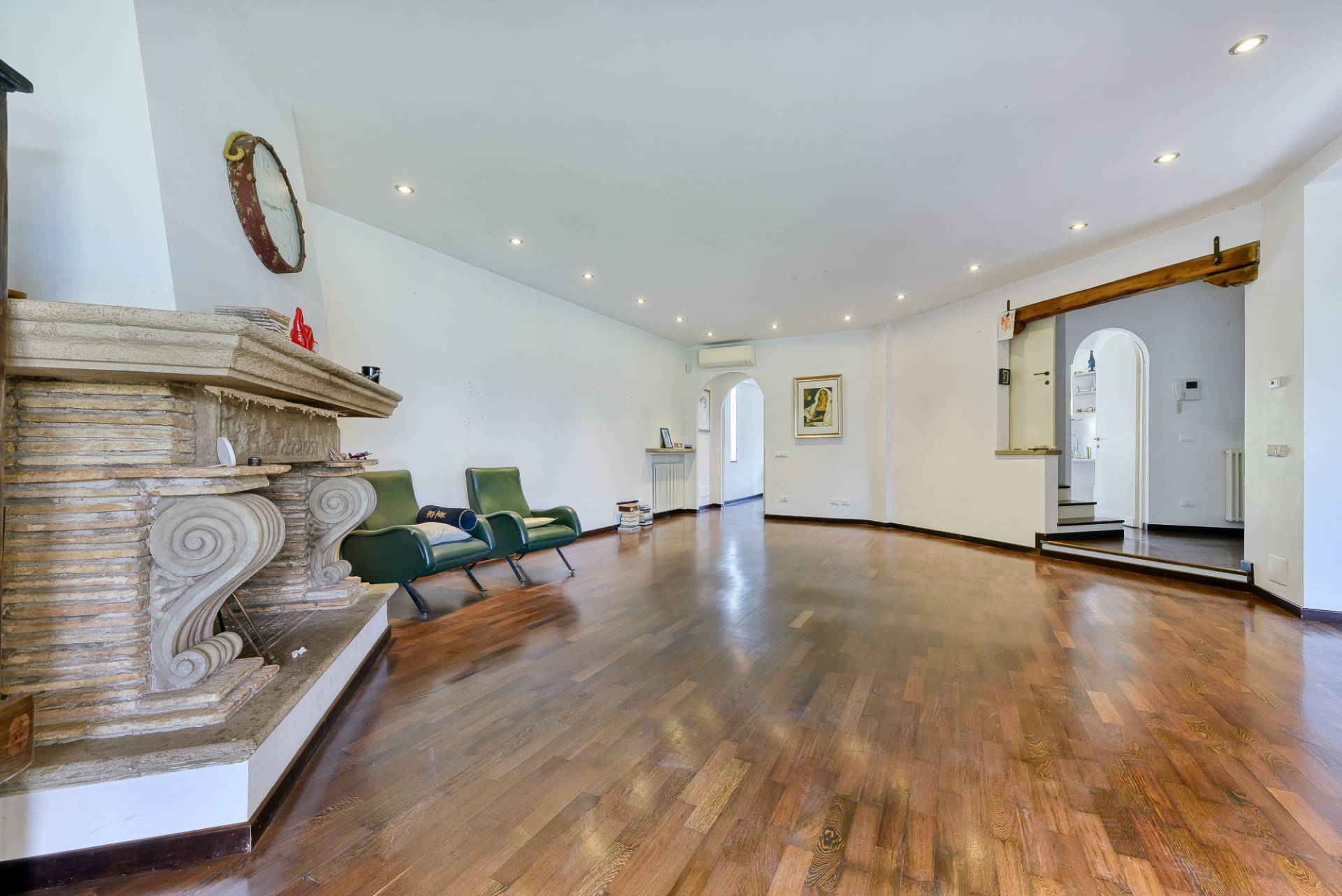 Villa trifamiliare in vendita a Formello, Le Rughe