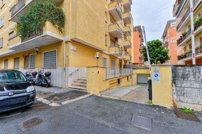 Garage / Box in vendita a Roma, Camilluccia