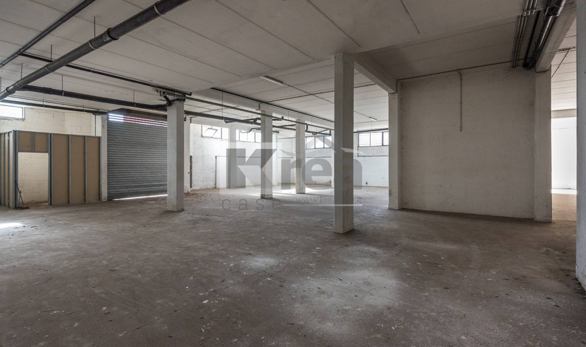 Rimessa in vendita a Roma, Casilina