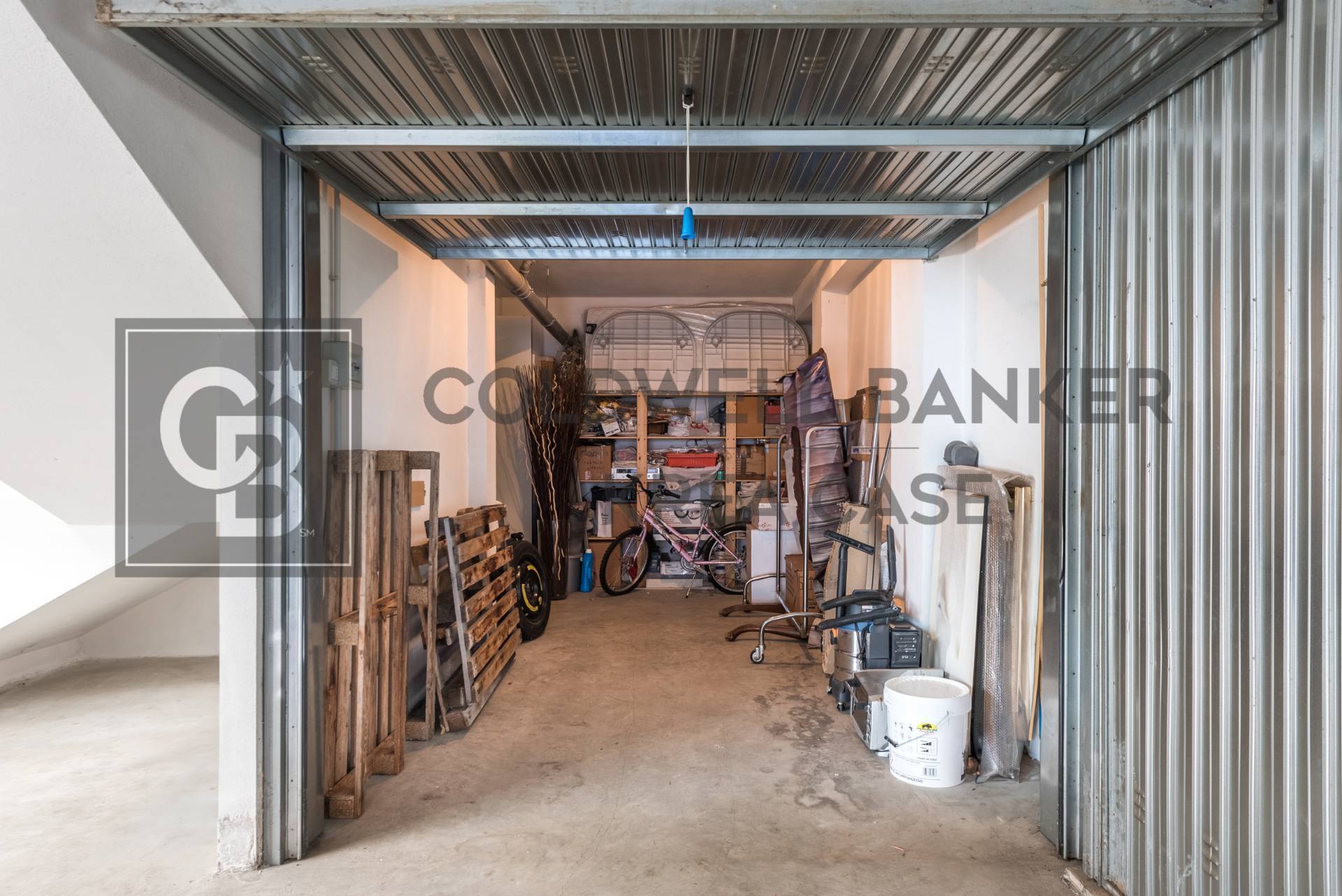 Garage / Box in vendita a Ciampino, Mura dei Francesi