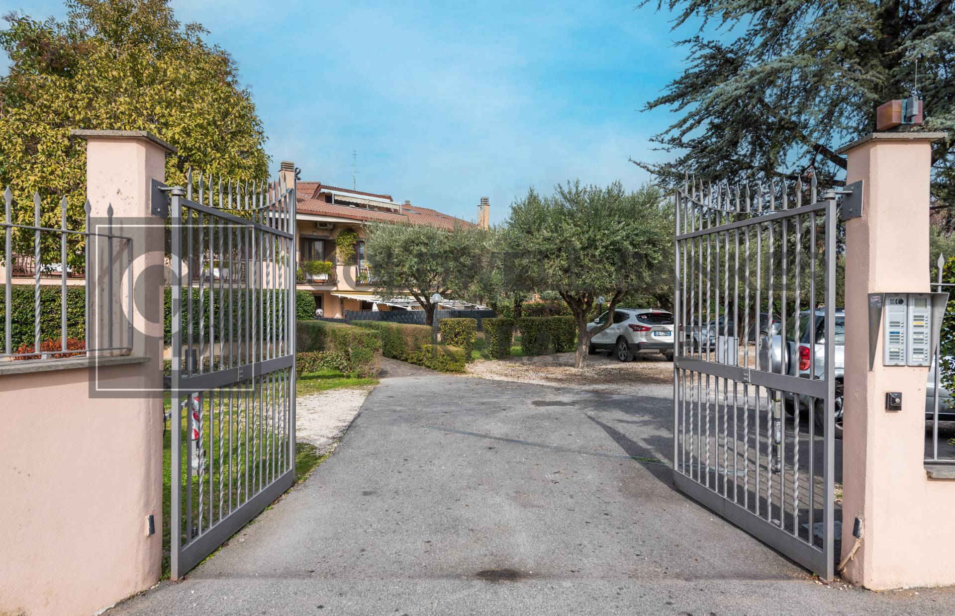 Appartamento in vendita a Ciampino, Mura dei Francesi