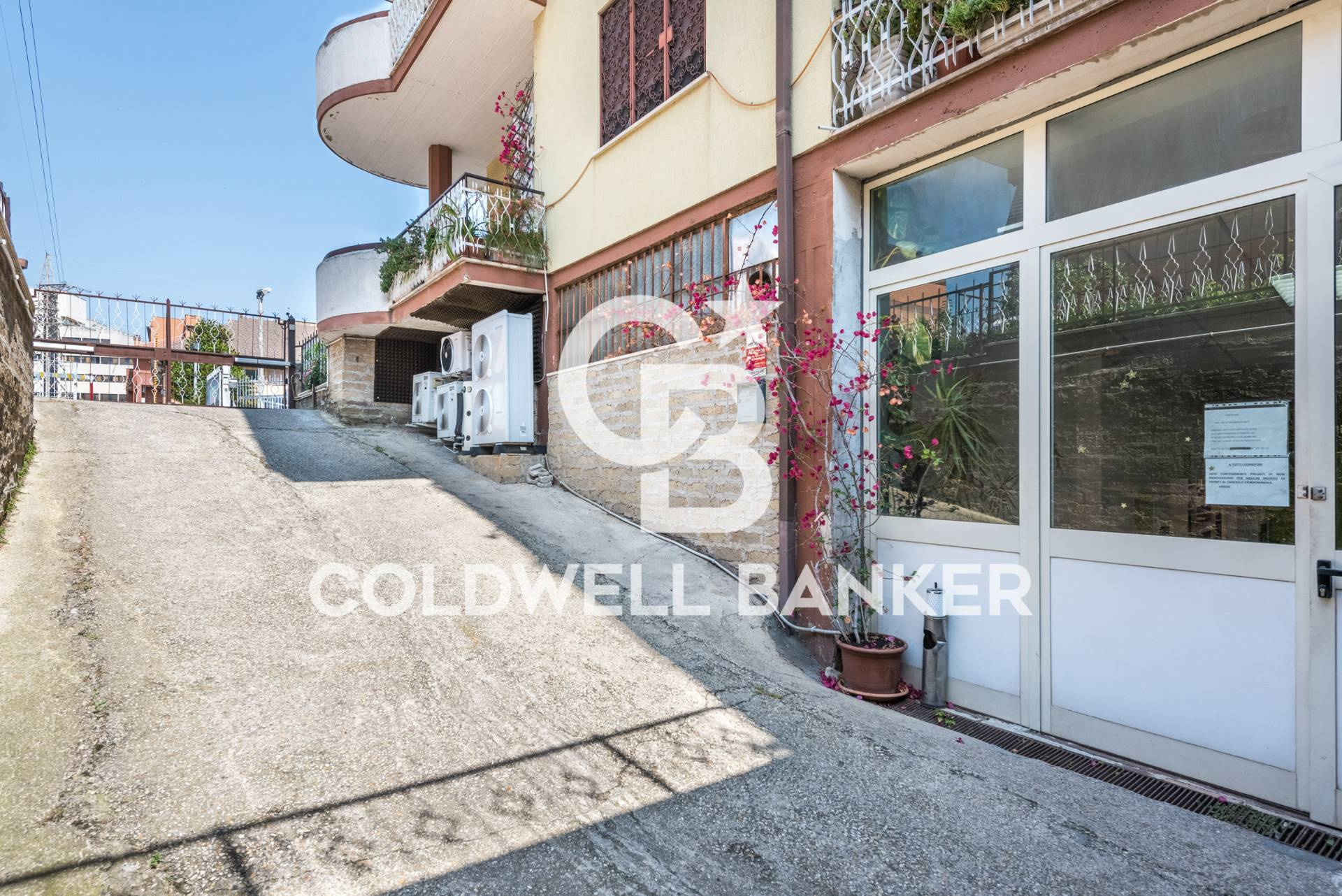 Laboratorio in vendita a Roma, Tuscolano