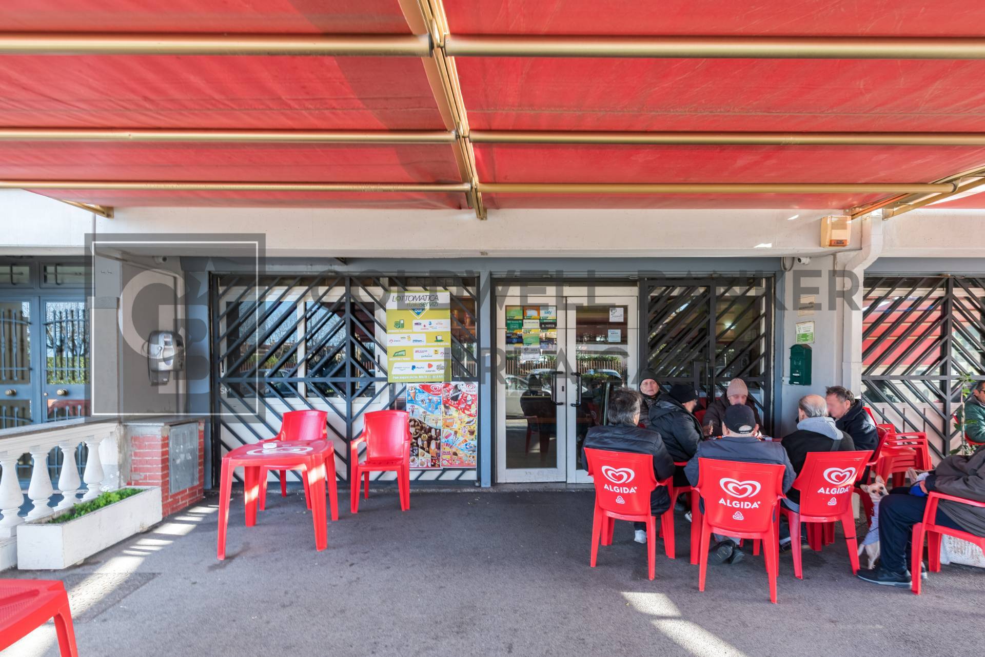 Locale commerciale in vendita a Ciampino, Mura dei Francesi