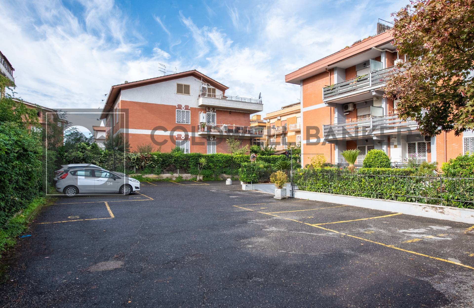 Box o garage in vendita a Ciampino, Via di Morena