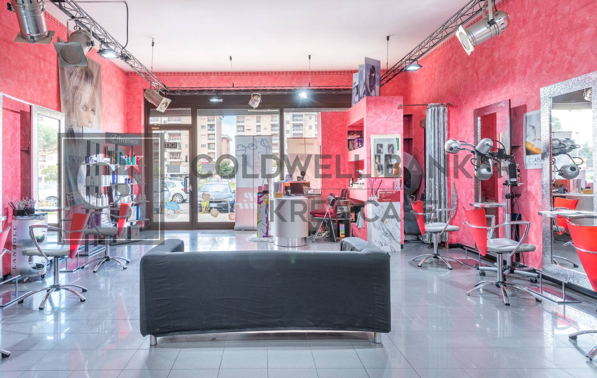 Negozio in vendita a Ciampino, Mura dei Francesi