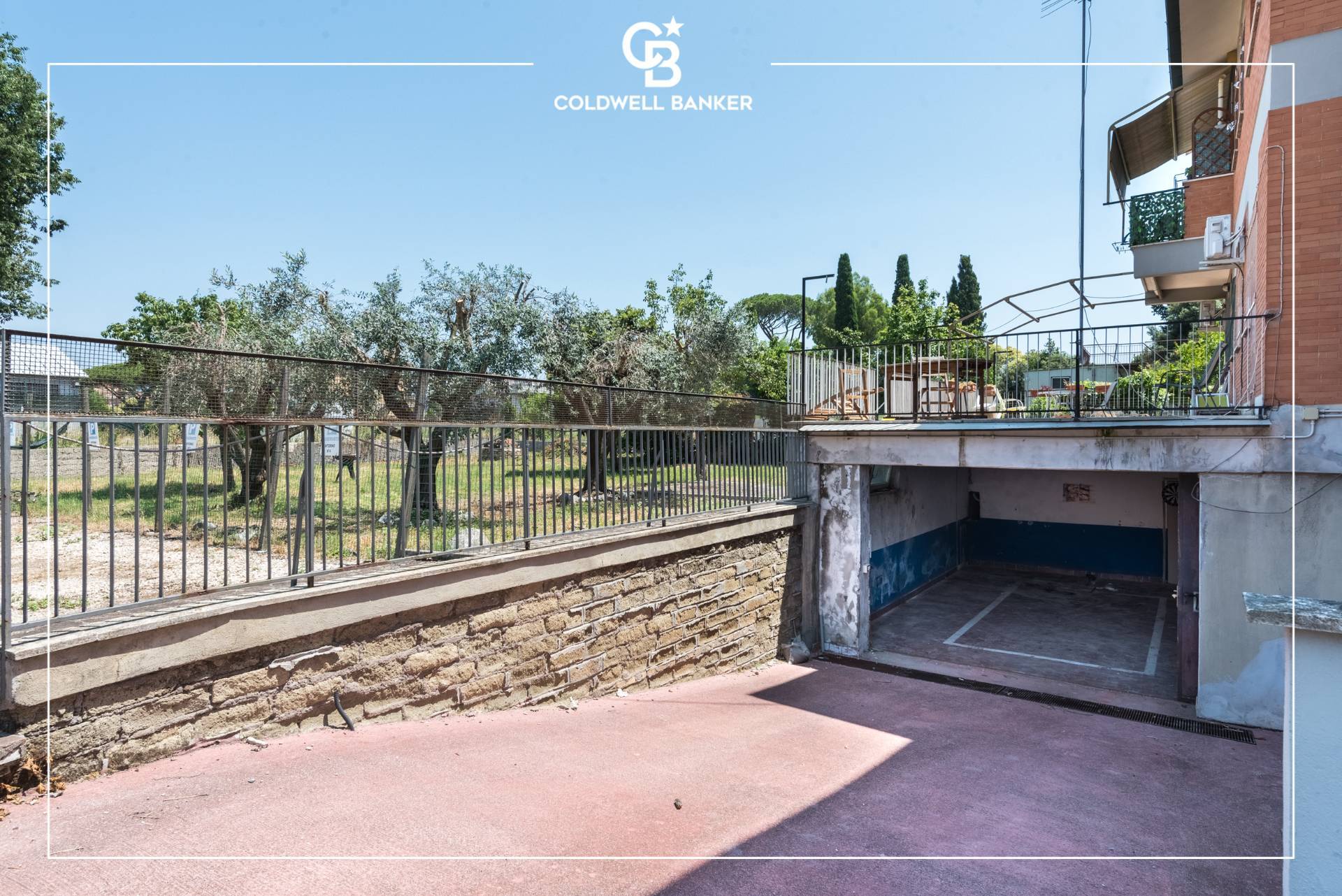 Magazzino in affitto a Ciampino, Via dei Laghi