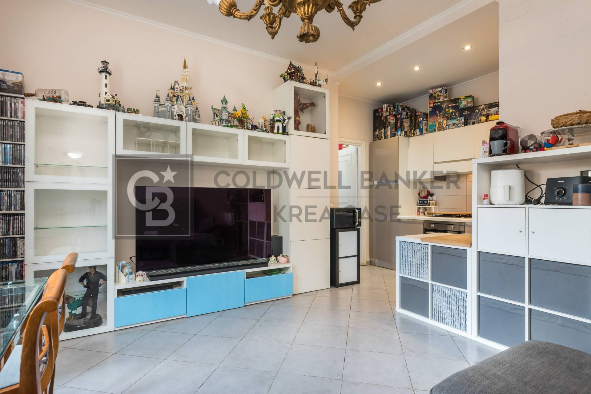 Appartamento indipendente in affitto a Ciampino, Via dei Laghi