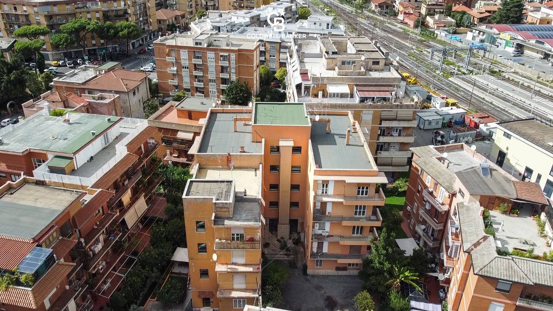 Stabile / Palazzo in vendita a Ciampino, Centro