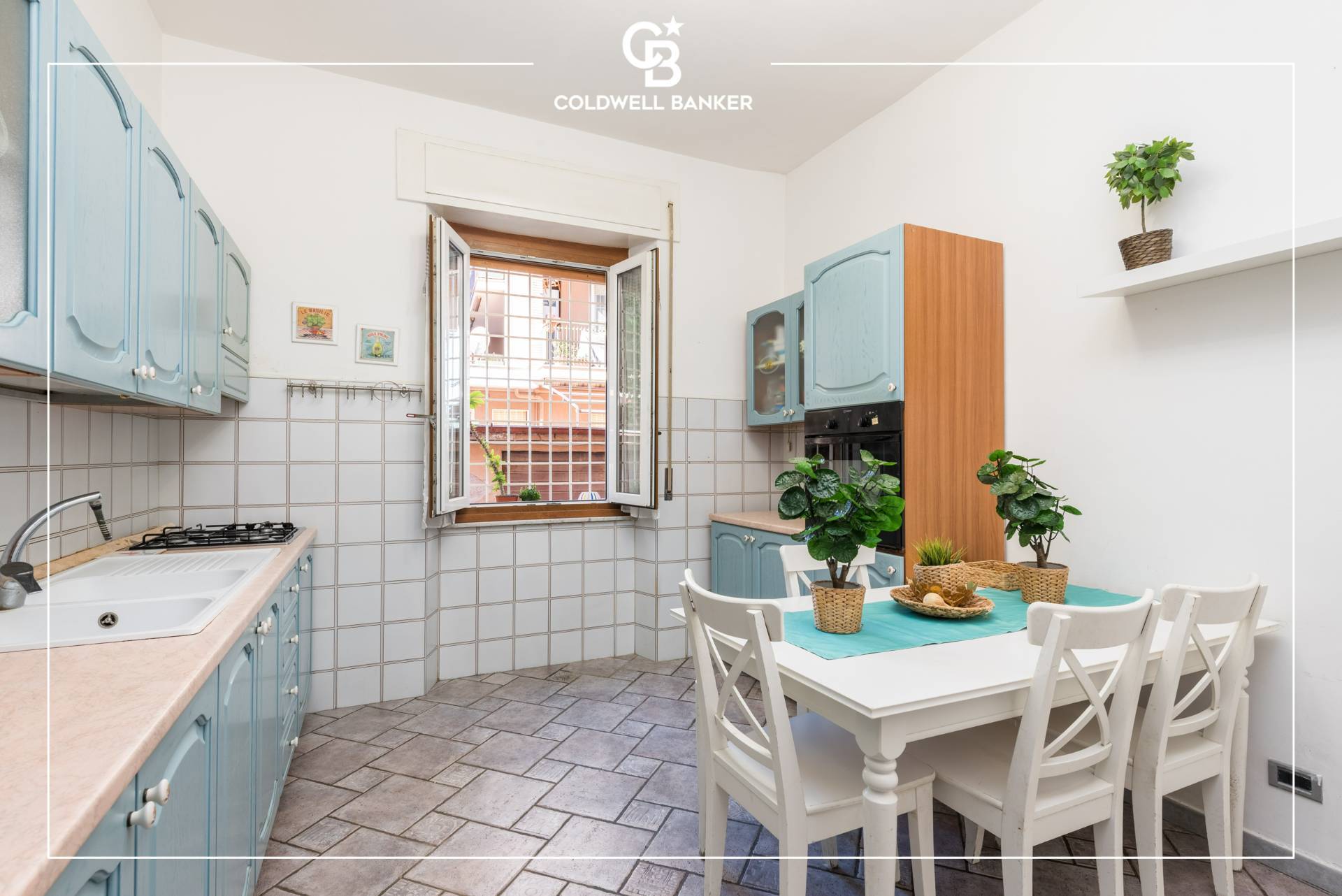 Appartamento in vendita a Ciampino, Centro