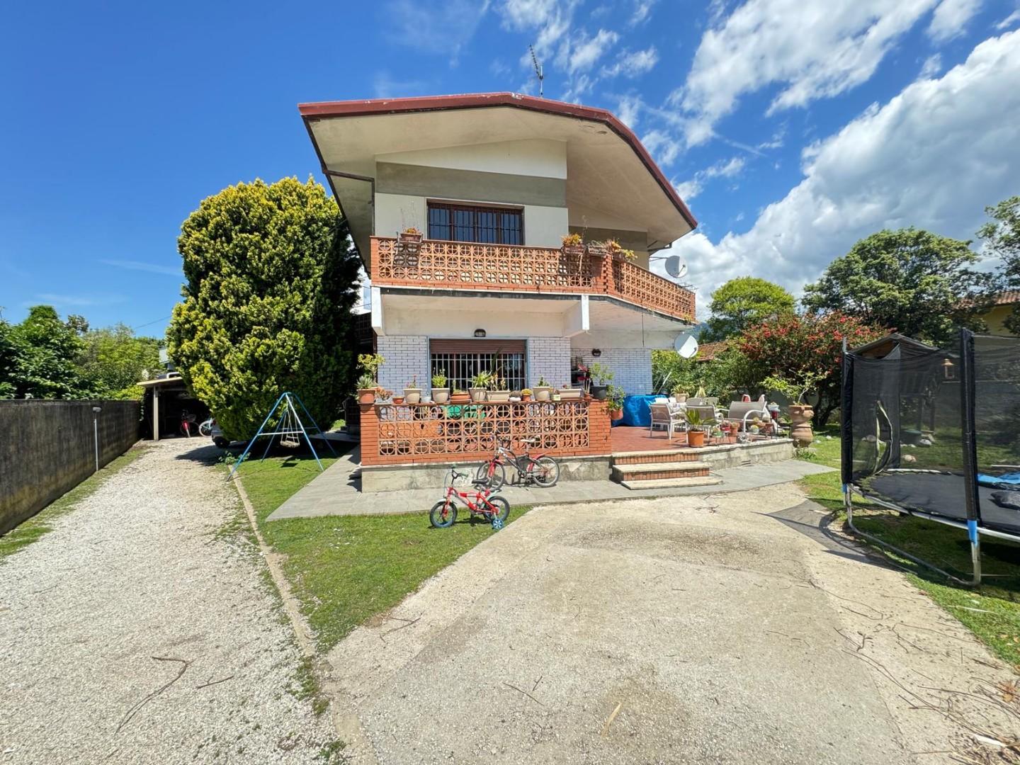 Casa indipendente con giardino, Forte dei Marmi vittoria apuana