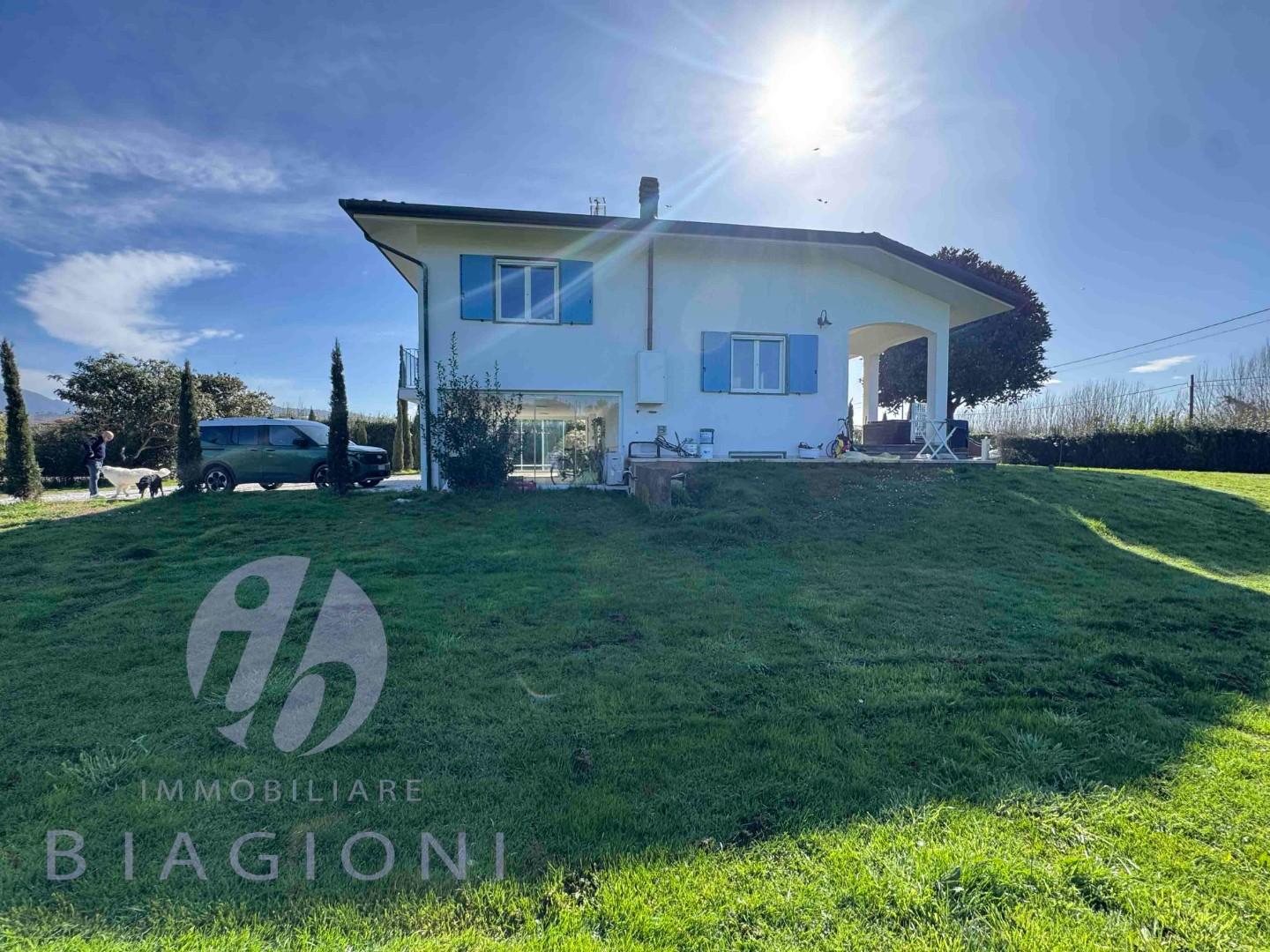 Villa in vendita a Pietrasanta