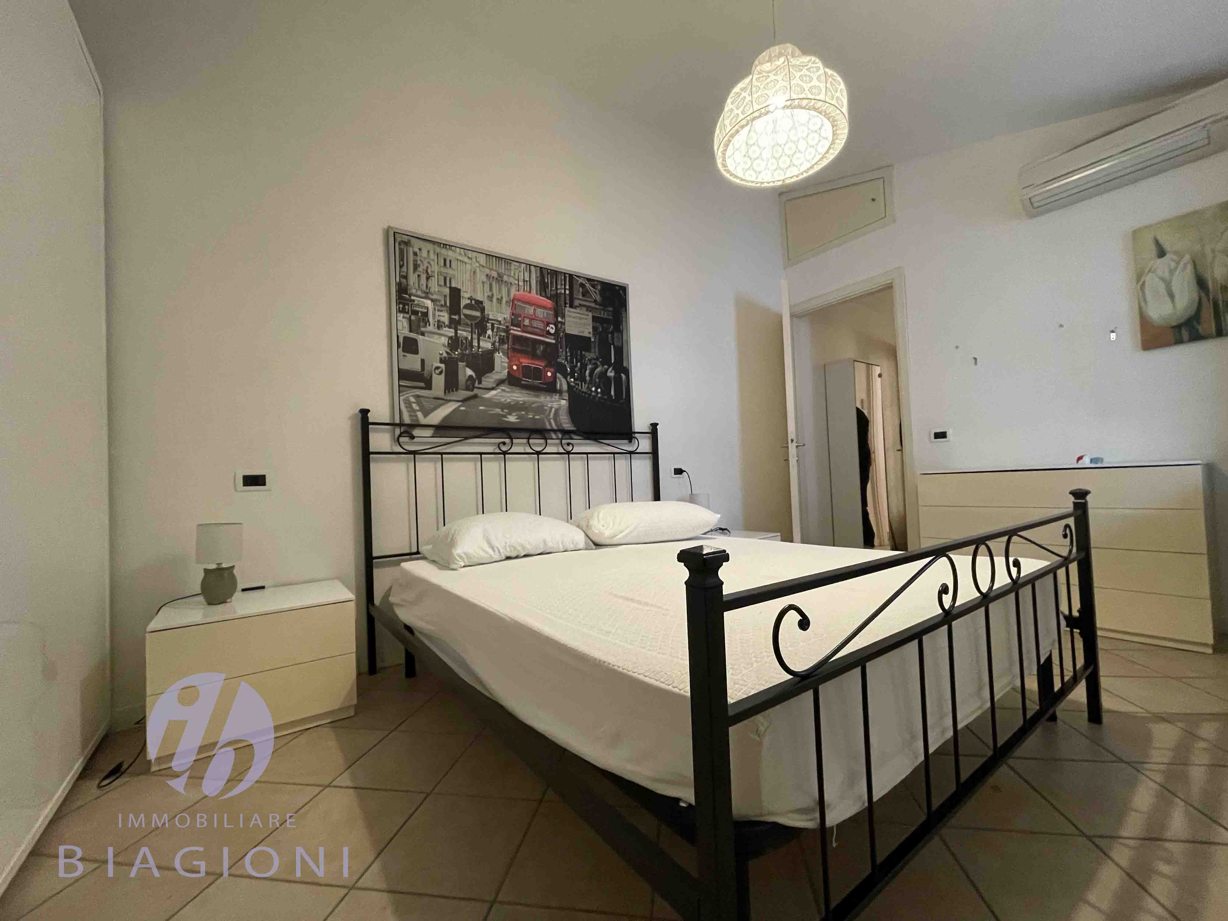 Trilocale arredato in affitto, Pietrasanta tonfano