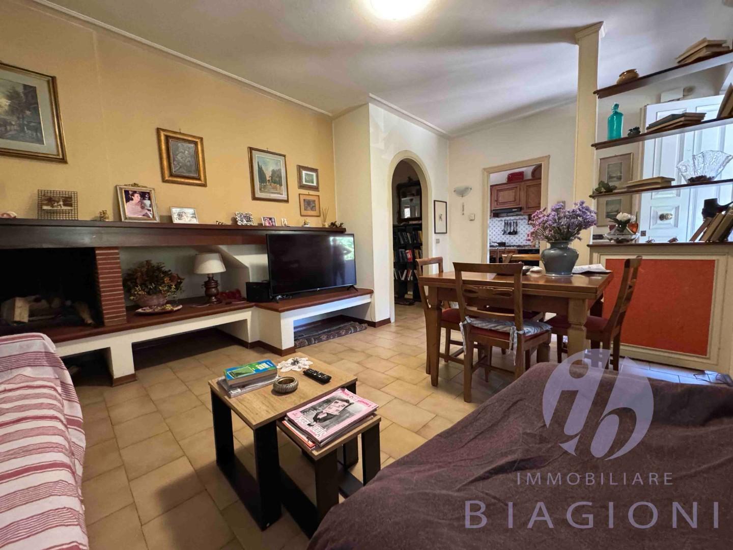 Casa indipendente con giardino, Camaiore lido di