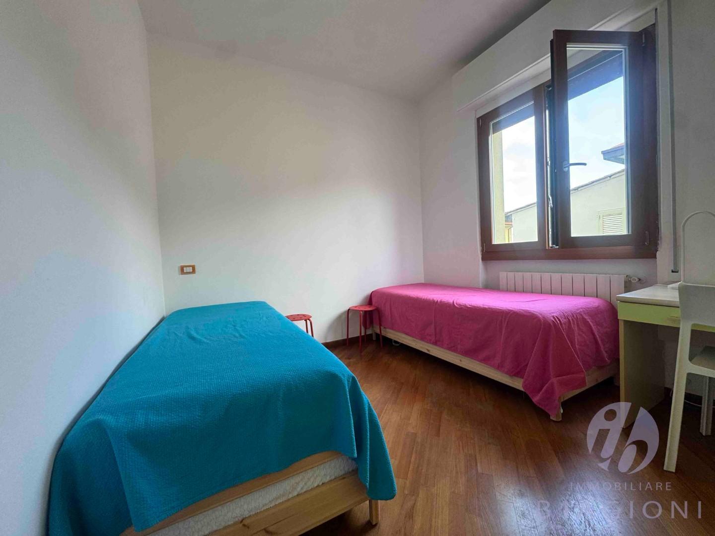 Quadrilocale in vendita, Pietrasanta tonfano