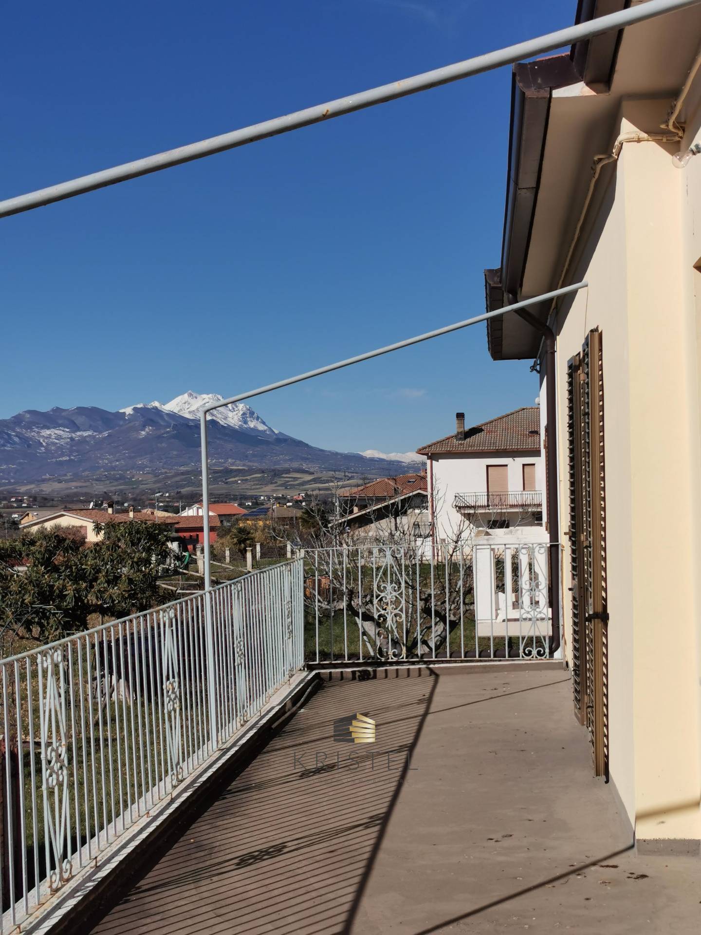 Casa singola in vendita a Rosciano