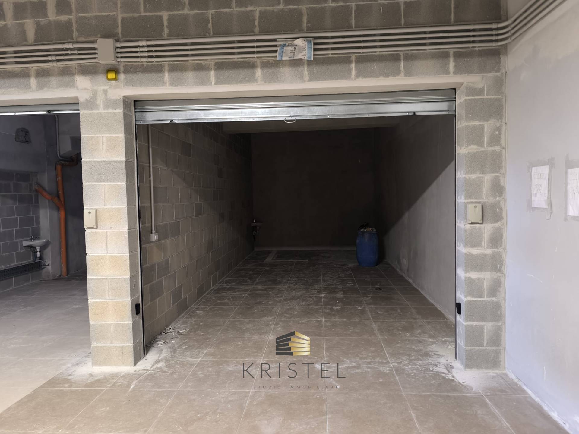 Box o garage in vendita a Pescara, Porta Nuova