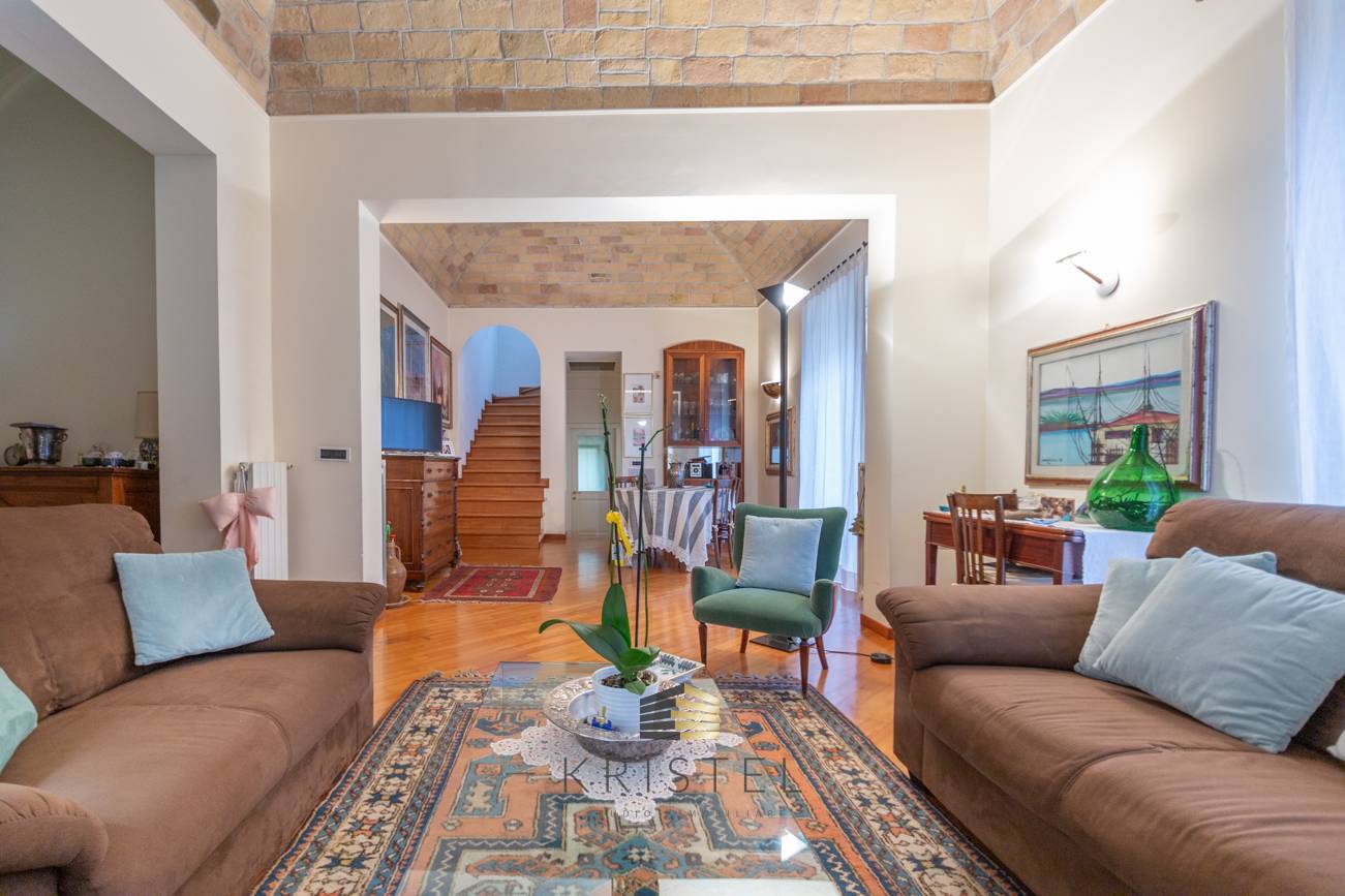 Villa in vendita a Pescara, Centro